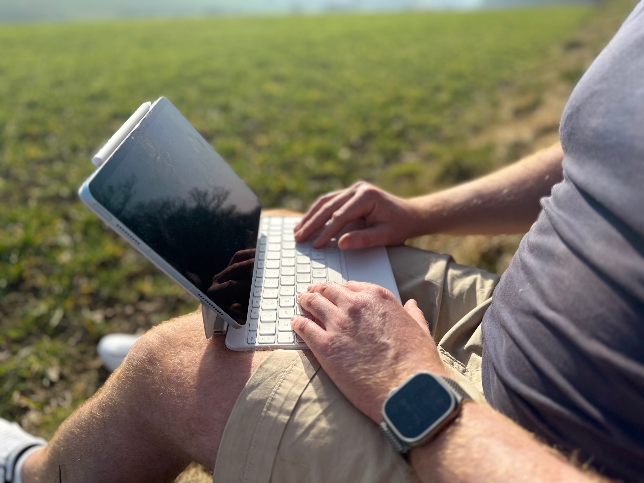 Postmortem statt Panik: Ich zeige meinen größten Fehler – und die fünf Prinzipien, mit denen du aus Rückschlägen stabile Systeme baust.